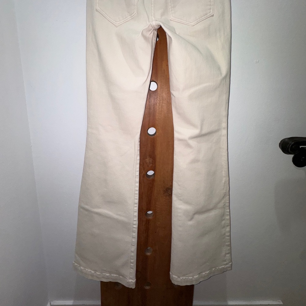 Veronica Beard Beverly High Rise Cream Patch Pocket Jeans - Picture 9 of 11
